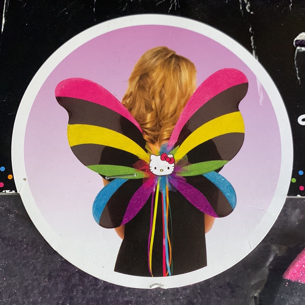 Hello Kitty Sparkle Wings